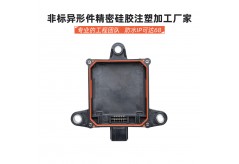 深圳的硅膠成型廠家對硅膠產(chǎn)品外觀分型線過大、出現(xiàn)披風(fēng)現(xiàn)象的原因具體有哪些？