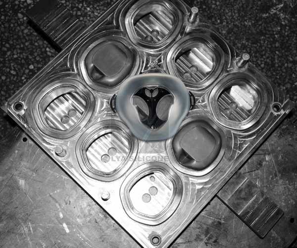 防霧霾面罩液態(tài)硅膠模具